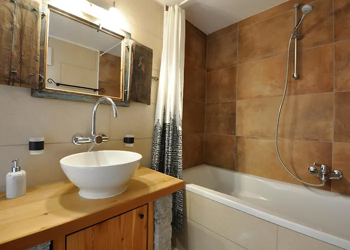 Apartment Im Schneefloeckli La Tzoumaz